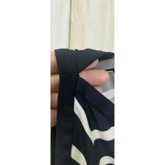 Lauren Ralph Lauren Sleeveless Dress Navy & White Chevron Print Size 8 - Picture 5 of 8